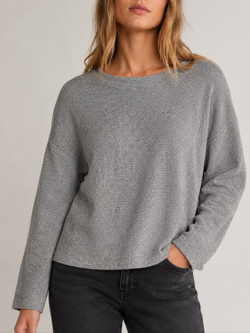 Monrow NWT Gray Waffle Knit Thermal Batwing Style Sweater